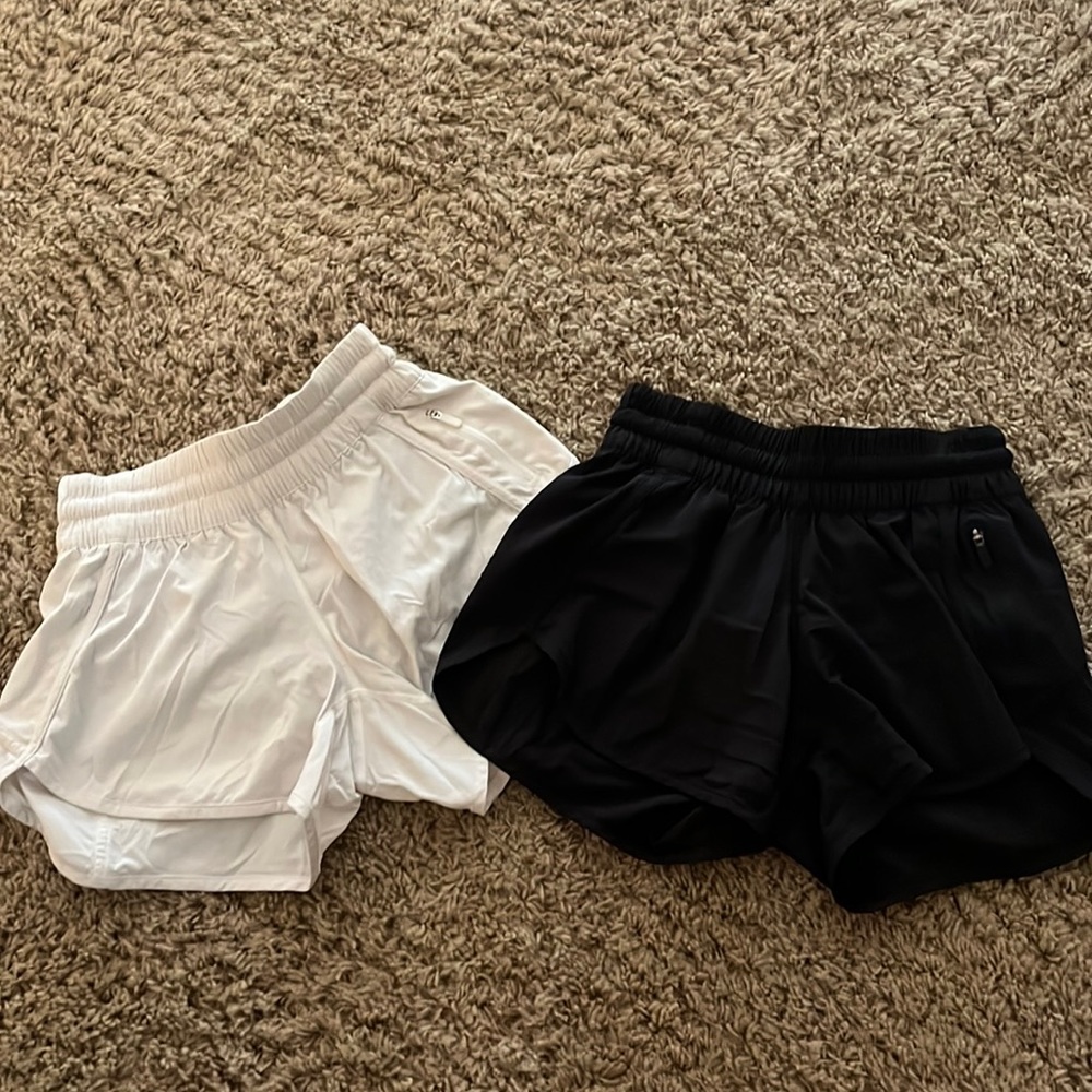 lululemon tracker shorts BUNDLE (STEAL) , colors: white and black